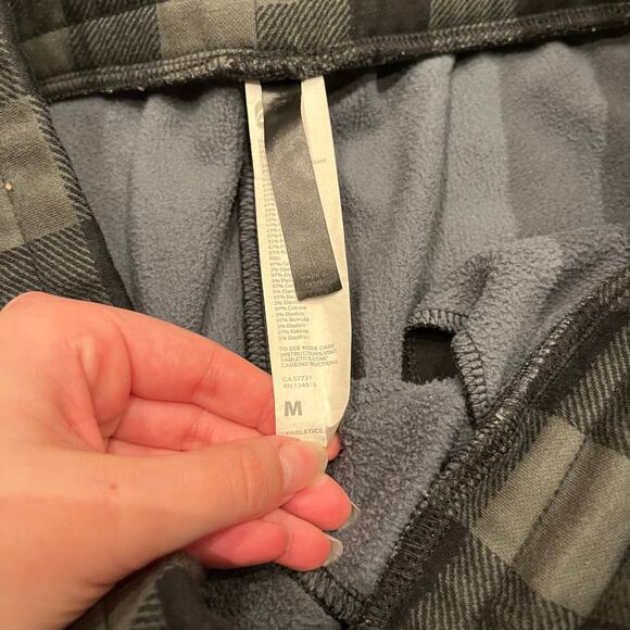 Fabletics Men's Plaid Jogger Pants Sz M Gray Lounge Active Drawstring - Picture 2 of 5